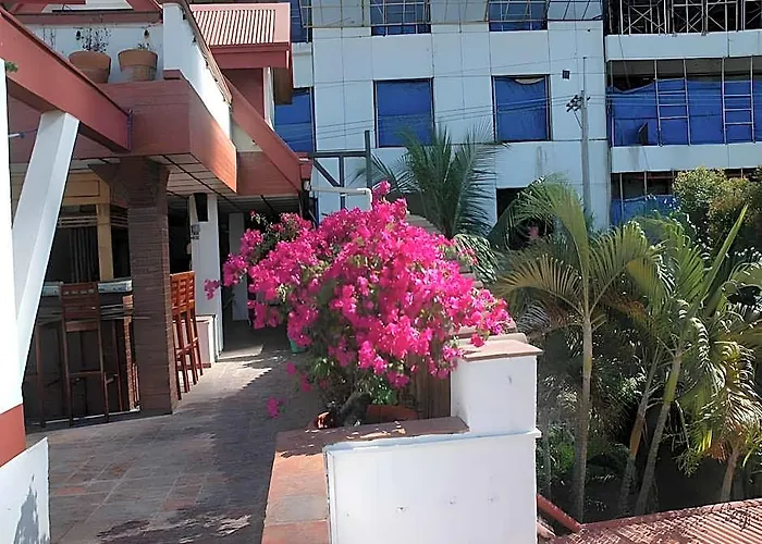 Tigula Hotel 2*